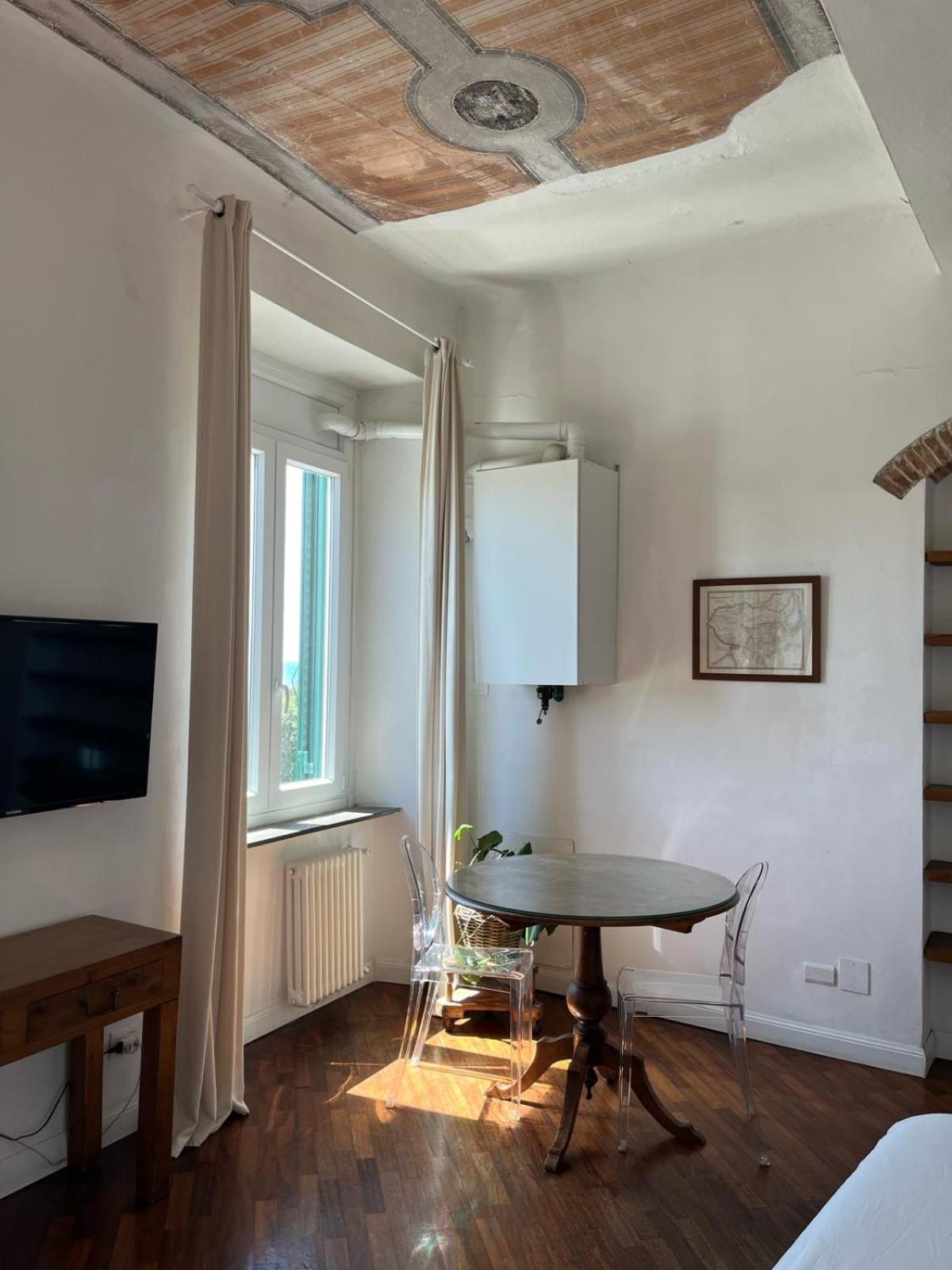 The Sunshine Loft Διαμέρισμα Λιβόρνο Δωμάτιο φωτογραφία