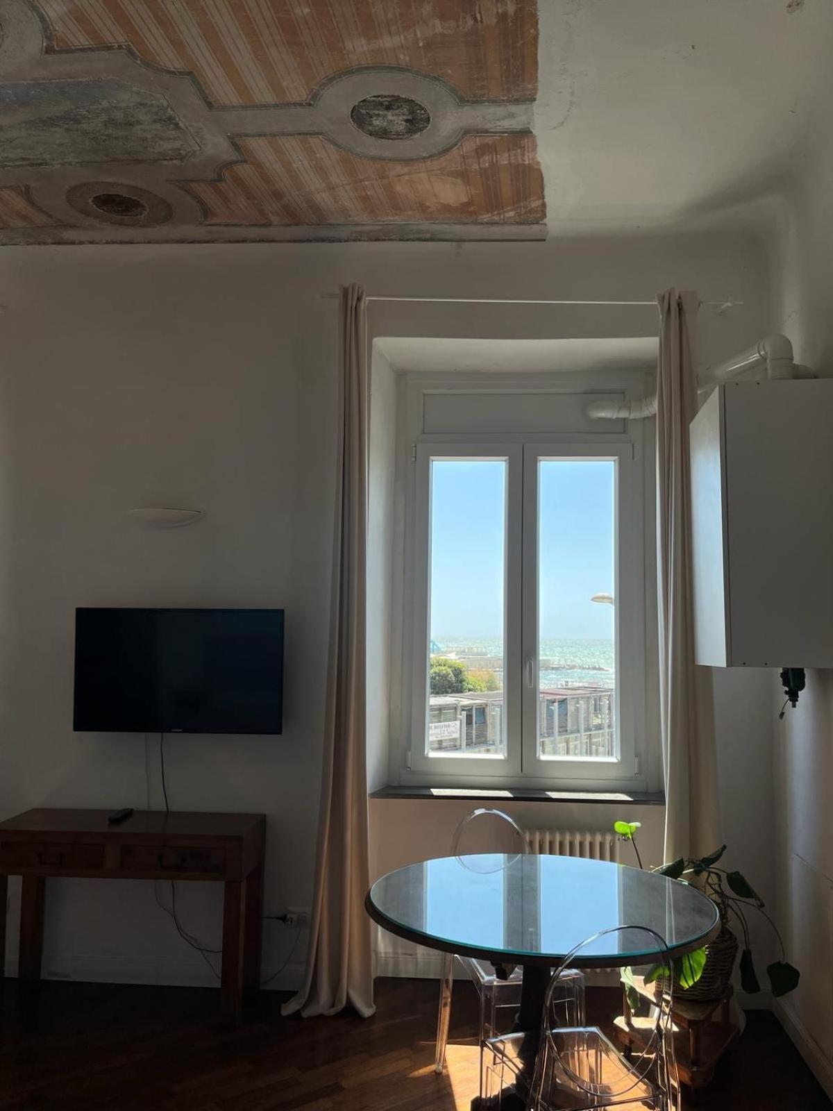The Sunshine Loft Διαμέρισμα Λιβόρνο Δωμάτιο φωτογραφία